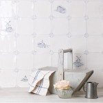 Classic Delft landscapes with contemporary corners in Sylvia blue