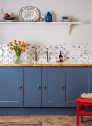 A Classic Delft kitchen