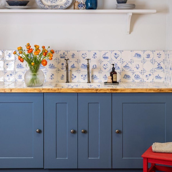 A Classic Delft kitchen