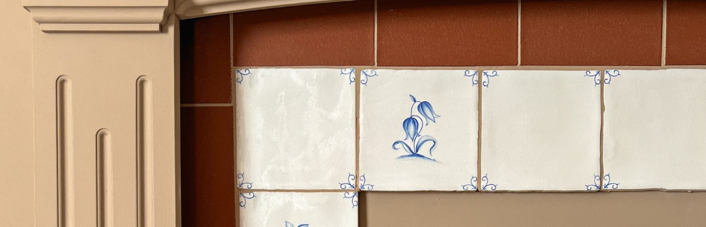 Dreamy Delft: How our hand painted tiles brought a bedroom fireplace to life